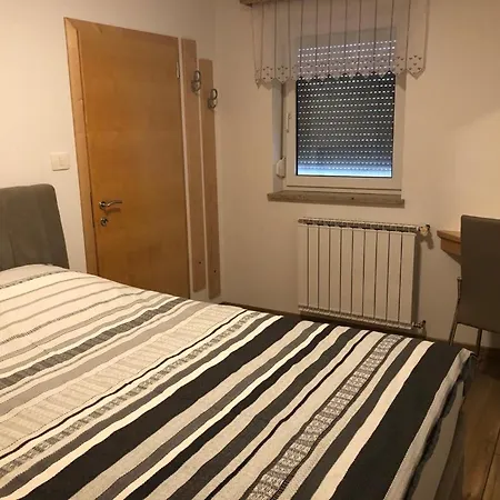 Apartment Deno Podgrad (Notranjska)