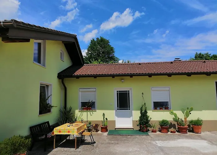 Deno * Podgrad (Notranjska)